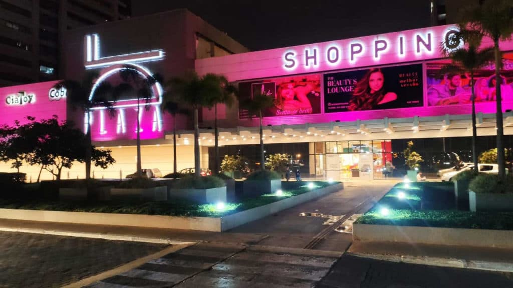 DF Plaza Shopping