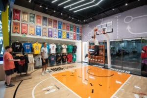 Taguatinga Shopping inaugura a primeira loja da NBA no Distrito Federal