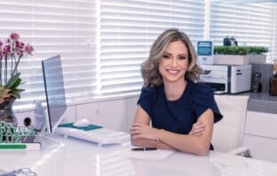 Dermatologista Paula Luz