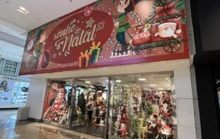 Conjunto Nacional recebe loja temática de Natal 