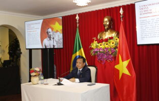 Coletiva de Imprensa na Embaixada do Vietnã