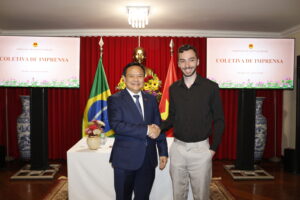 Coletiva de Imprensa na Embaixada do Vietnã