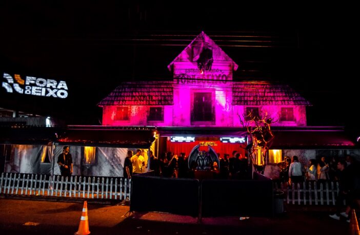 Complexo Fora do Eixo promove tradicional festa de Halloween