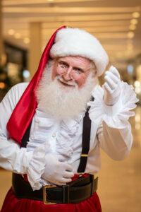 A Magia do Natal é celebrada no JK Shopping com a grande chegada do Papai Noel e um encantador cortejo natalino  