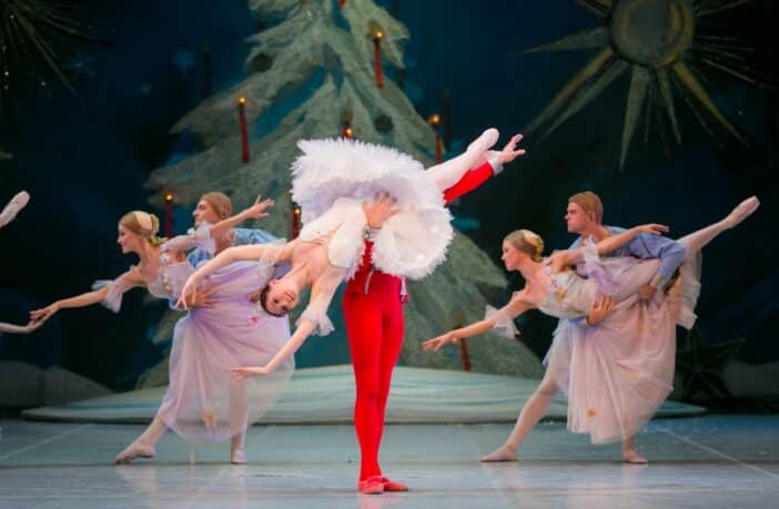 O Quebra-Nozes - BALLET ST PETERSBURG