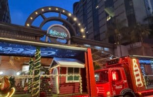 Liberty Mall Caravana Coca Cola