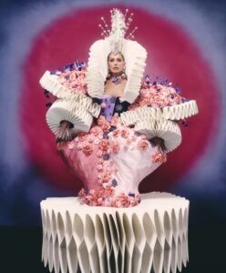 Debora Secco - Baile da Vogue 2026;