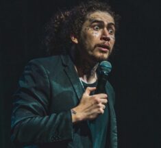 Whindersson Nunes chega ao DF com “Isso não é um culto definitivamente” para duas apresentações