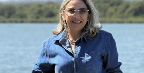 Karl Jeanneth celebra 10 anos do Cheia de Segredos e amplia atuação com novos projetos em Brasília